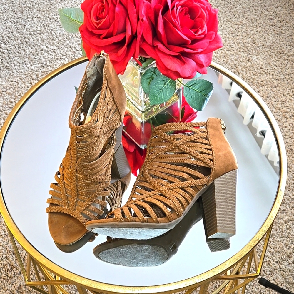 G by GUESS CAGED SANDAL ANKLE BOOTIES